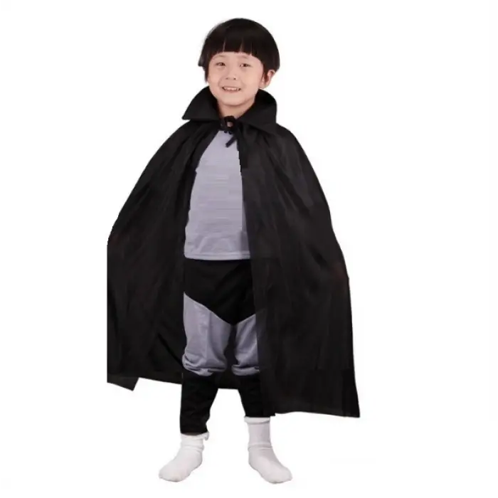 Siyah Renk Yakalı Çocuk Pelerin 90 Cm Bx40