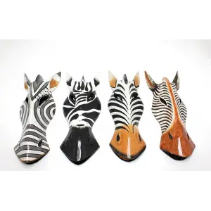 Ahşap Duvara Asmalı 30 cm Zebra Maske