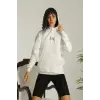 Kadın Oversize Kapüşonlu Cepli Baskılı 3 İplik Pamuklu Hoodie Sweatshirt - Beyaz
