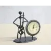 Metal Saatli Keman Çalan Müzisyen Alk4333