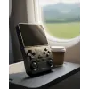 Nostaljik Oyun Deneyimi Sunan Taşınabilir Retro Konsol