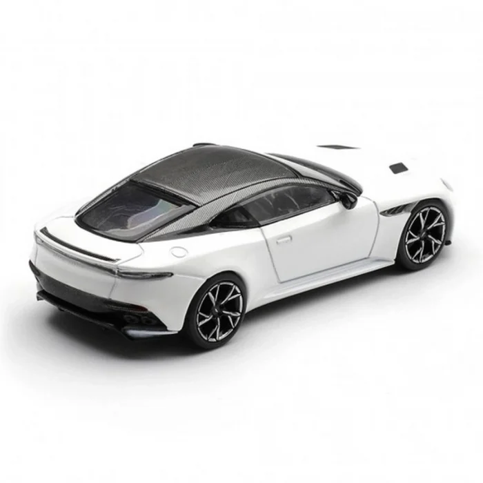 1/64 Aston Martin DBS Stratus White