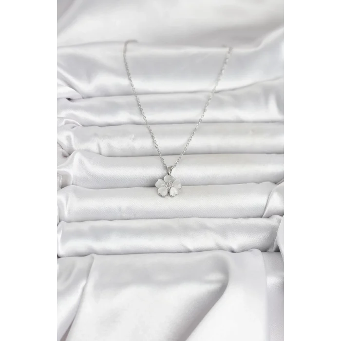 316L Çelik Zincir Gümüş Renk Yonca Model Kadın Kolye