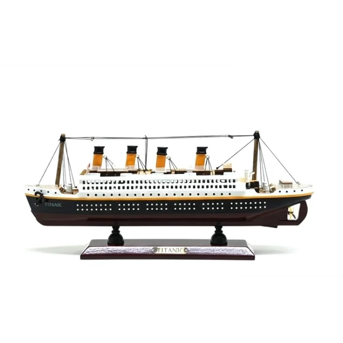 35x45 cm Özel Tasarım Işıklı Ahşap Titanik Gemi