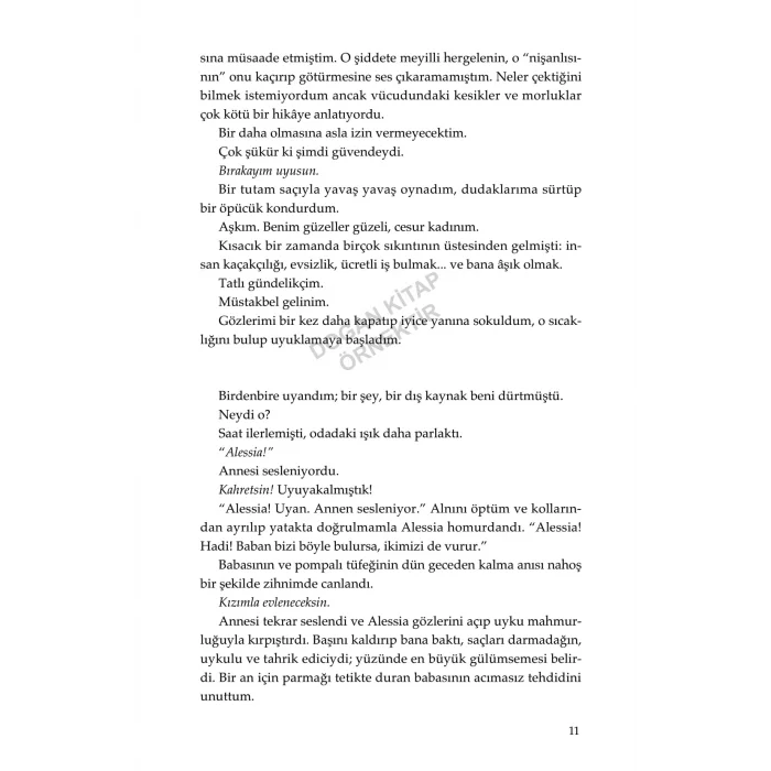 Hanımefendi [Paperback] [Aug 20, 2025] E. L. James and Bige Turan Zourbakis