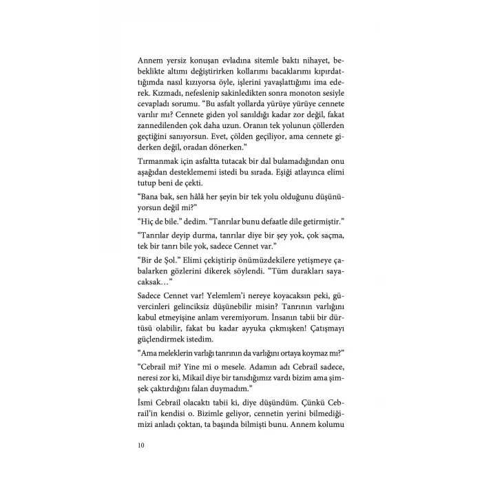 Aşağıda Çok Yer Var [Paperback] [Jan 14, 2025] Arif Semih Sulubulut