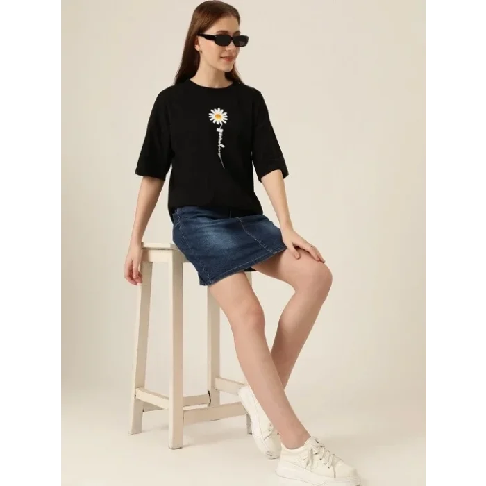 Kadın Papatya Baskılı T-Shirt Kısa Kol Bisiklet Yaka Oversize  Tişört - Siyah