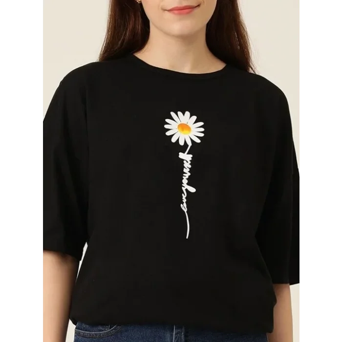 Kadın Papatya Baskılı T-Shirt Kısa Kol Bisiklet Yaka Oversize  Tişört - Siyah