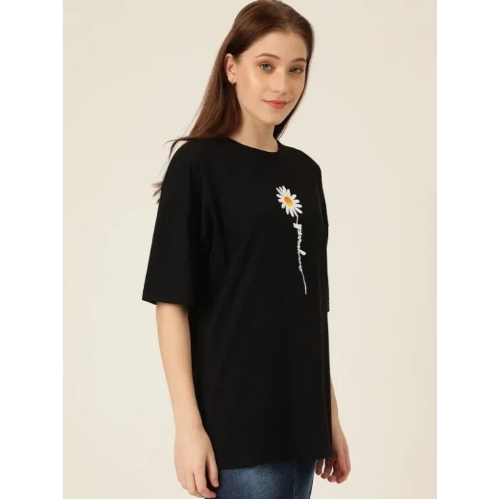 Kadın Papatya Baskılı T-Shirt Kısa Kol Bisiklet Yaka Oversize  Tişört - Siyah