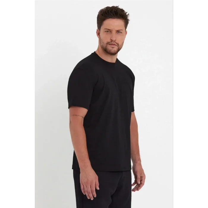 Erkek Düz Penye Tişört Bisiklet Yaka Kısa Kol Regular Fit T-Shirt - Siyah