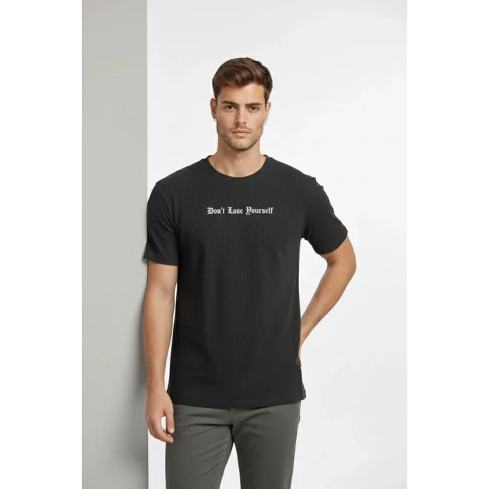 Erkek Wafıl Kumaş Tişört Regular Kalıp Bisiklet Yaka Baskılı T-Shirt - Siyah