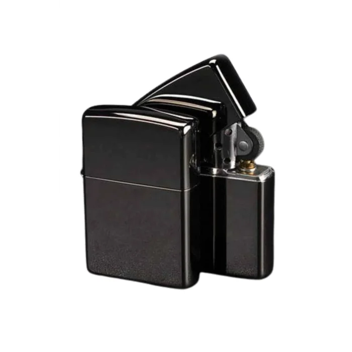 Erkeklere Özel Hediyelik Eşya Zippo Metalik Benzinli Çakmak Doldurulabilir