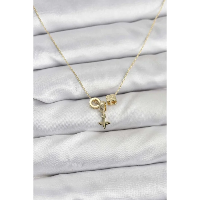 Gold Renk Pirinç Minimal Charmlı Kadın Kolye