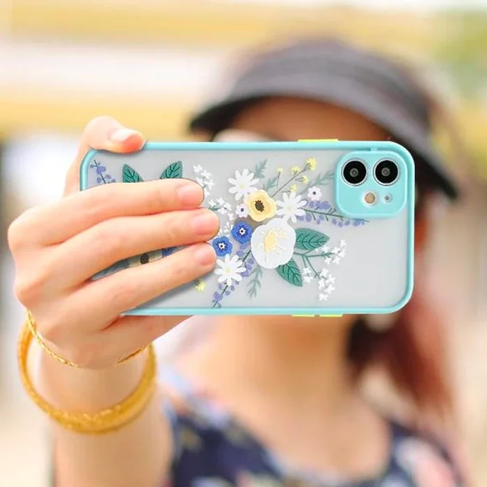 iPhone 12 6.1inç Kamera Korumalı Çiçek Desenli Silikon Kılıf-(5775)