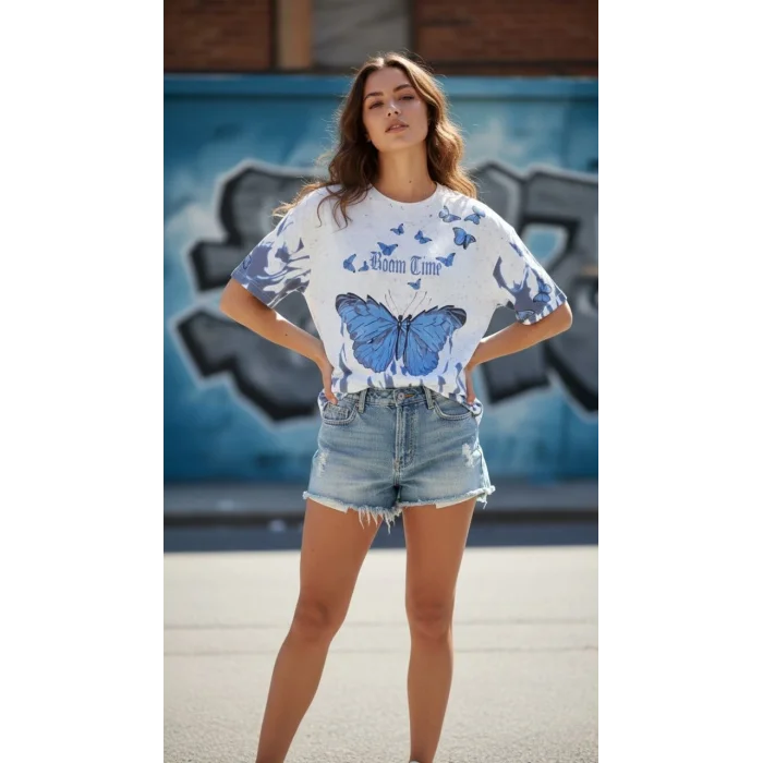 Kadın Asit Yıkamalı Oversize Tişört Mavi Kelebek Baskılı Dijital Print Bisiklet Yaka Streetwear T-Shirt - Beyaz