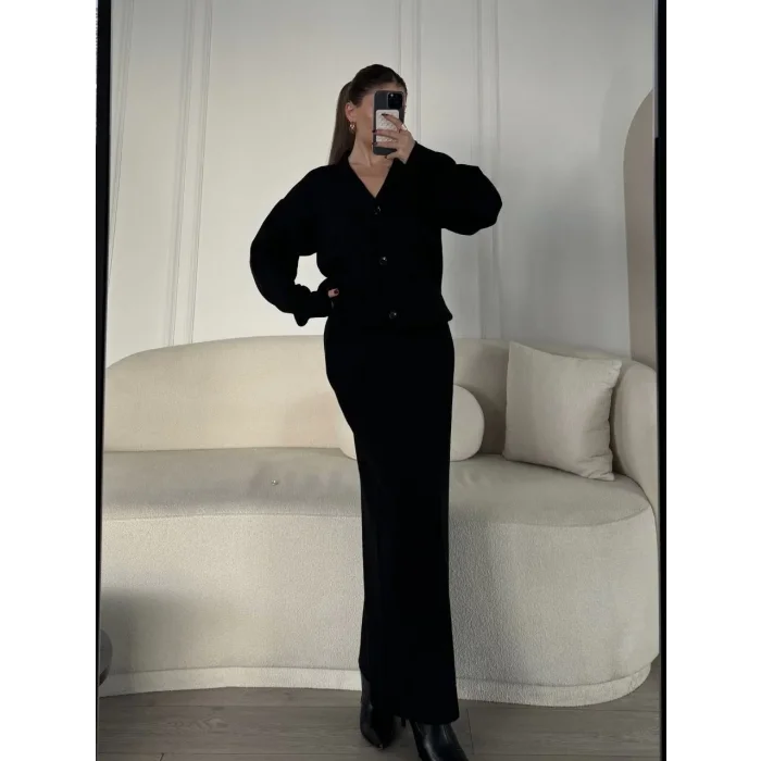 Kadın V Yaka 3 Düğmeli Hırka Triko İkili Alt-Üst Etekli Takım - Siyah