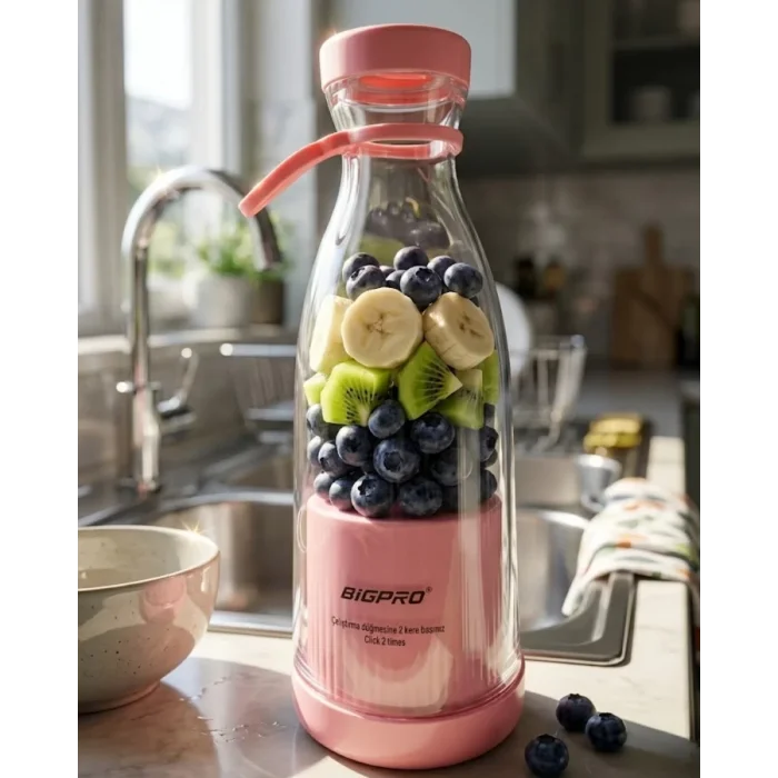 Mini Blender USB Şarjlı Smoothie Hazırlayıcı Kolay Temizlenebilir Tasarım