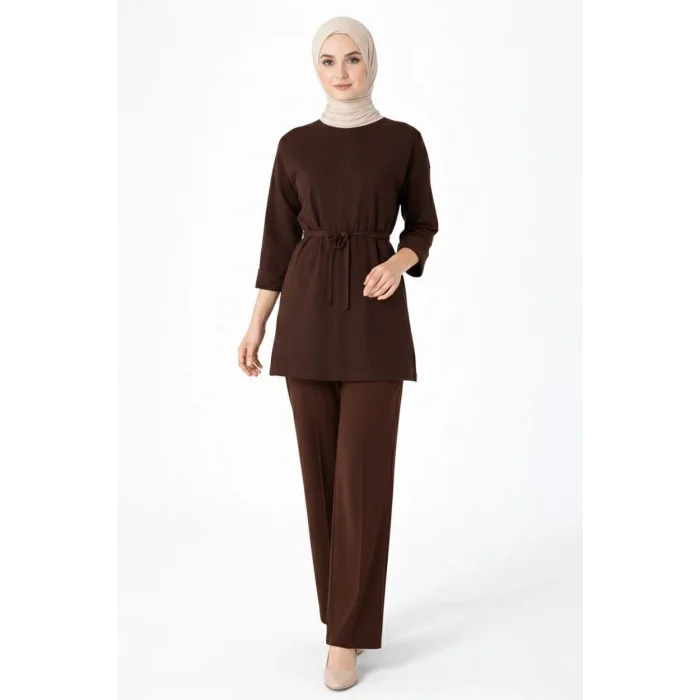 Osy Modal yumuşak dokulu Kadın Kuşaklı Tesettür Takım Salaş Kalıp 4/3 Kol Katlanmış kol İkili Takım - Kahverengi