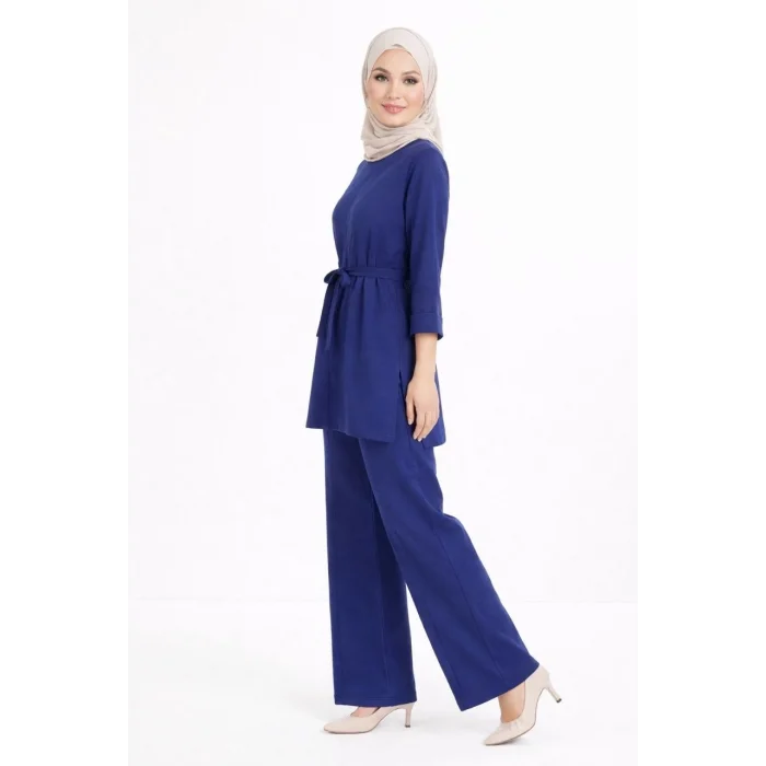 Osy Modal yumuşak dokulu Kadın Kuşaklı Tesettür Takım Salaş Kalıp 4/3 Kol Katlanmış kol İkili Takım - Lacivert