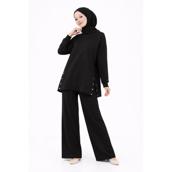 Osy Modal yumuşak dokulu Kumaş Modern Tesettür Takım Yandan Metal Çıtçıtlı Uzun Tunik Pantolon Set Salaş Kalıp - Siyah
