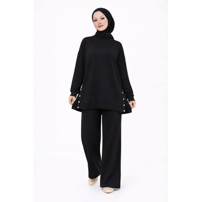 Osy Modal yumuşak dokulu Kumaş Modern Tesettür Takım Yandan Metal Çıtçıtlı Uzun Tunik Pantolon Set Salaş Kalıp - Siyah