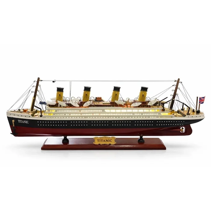 Özel Tasarım Ahşap Işıklı Titanik Gemi Alk4593