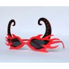 Siyah Boynuzlu Kırmızı Renk Alevli Parti Gözlüğü 21x10 Cm