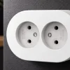 İkili Beyaz Topraklı Sıva Üstü Priz - Modern Elektrik Çiftli Priz