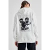 Kadın Oversize Kapüşonlu Cepli TUPAC Baskılı 3 İplik Pamuklu Hoodie Sweatshirt - Beyaz