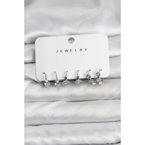 Gümüş Renk Pirinç Yıldız Modelli Kadın Küpe Seti