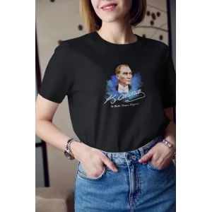 Kadın Kısa Kol Yazlık Tişört Bisiklet Yaka ATATÜRK Baskılı T-Shirt - Siyah