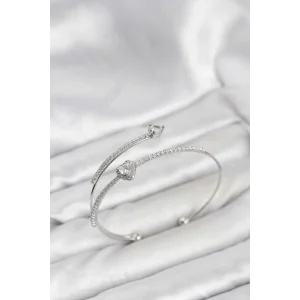 Kalp Model Pirinç Gümüş Renk Kadın Bileklik