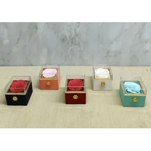 Romantik Gül Yüzük Kutusu Kare