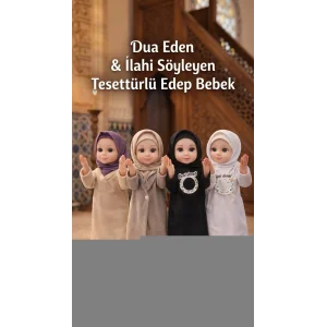 Tesettürlü Dua Ve İlahi Söyleyen Edep Bebek