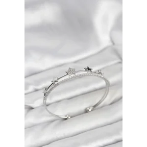 Yıldız Model Gümüş Renk Pirinç Kadın Bileklik