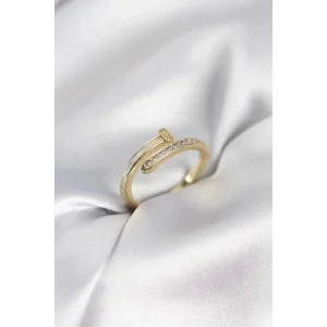 Zirkon Taşlı Gold Renk Yassı Çivi Model Kadın Yüzük