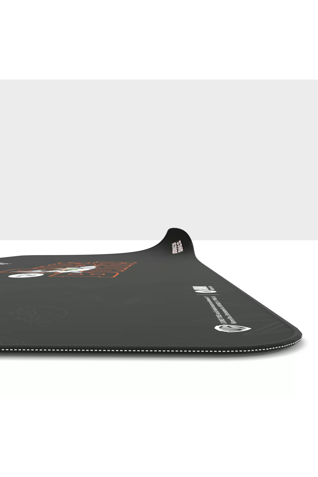 Hawk Looney Tunes Bugs Bunny 90x40 Mouse Pad