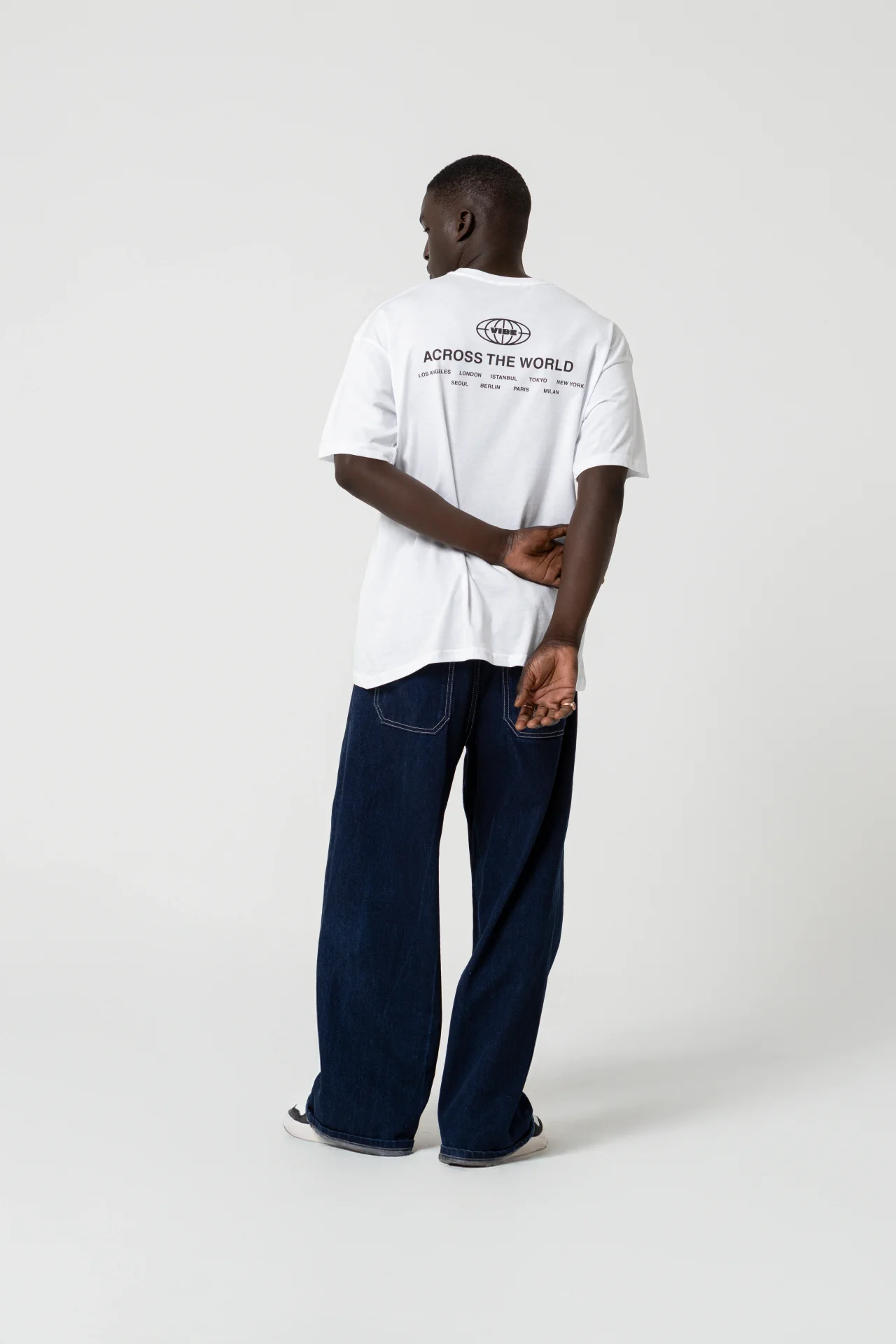 Across The World Oversize Beyaz T-Shirt