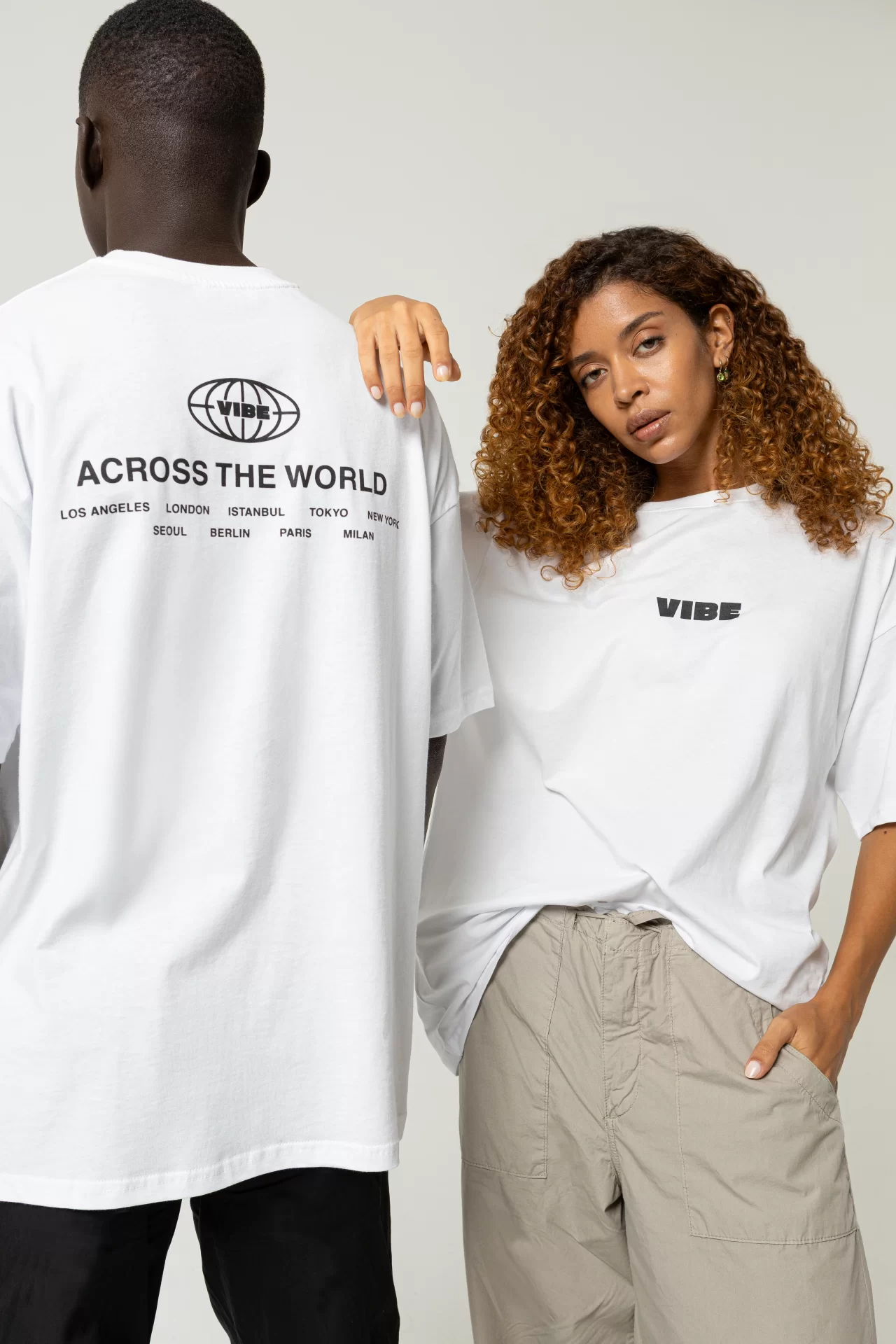 Across The World Oversize Beyaz T-Shirt