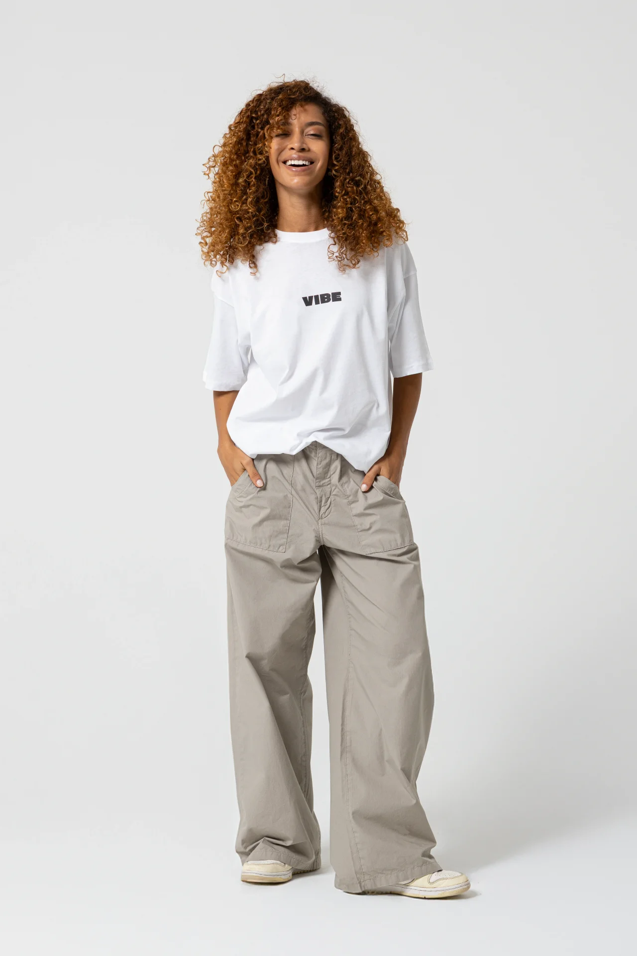 Across The World Oversize Beyaz T-Shirt