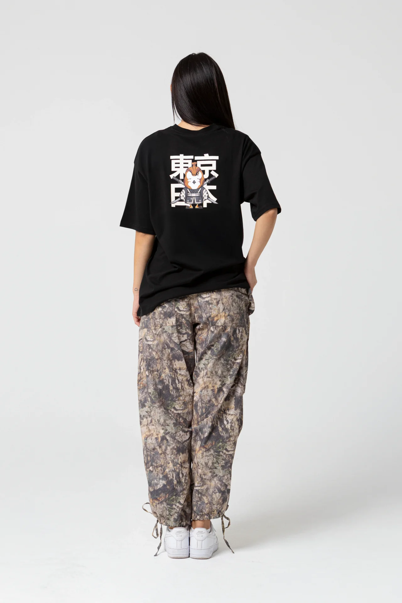 East Oversize Siyah T-Shirt