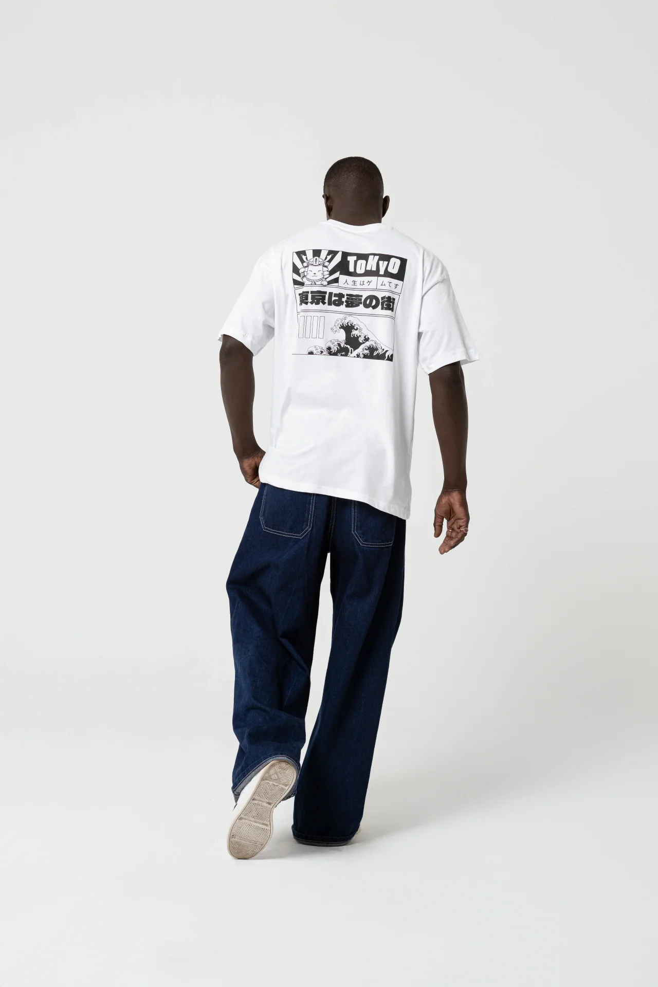 Tokyo Oversize Beyaz T-Shirt