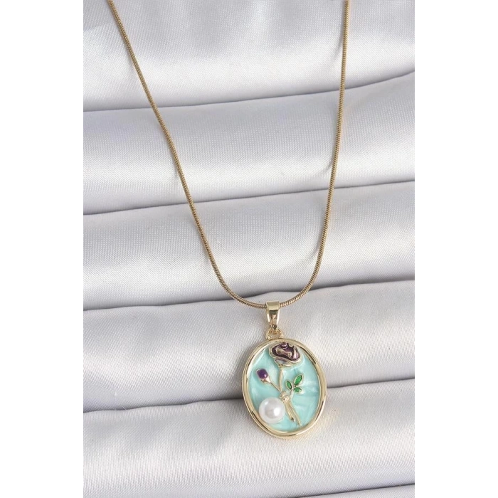 316L Çelik Gold Renk Zincir Mavi Çiçek İşlemeli İnci Detay Portre Model Kadın Kolye