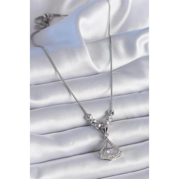 316L Çelik Zincir Gümüş Renk Gingko Yaprağı Model Zirkon Taş Detay Kadın Kolye