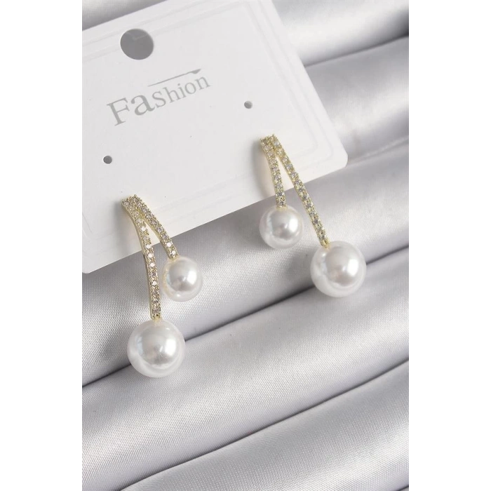 Pirinç Gold Renk Zirkon Taşlı Sarkıt Model İnci Detay Kadın Küpe