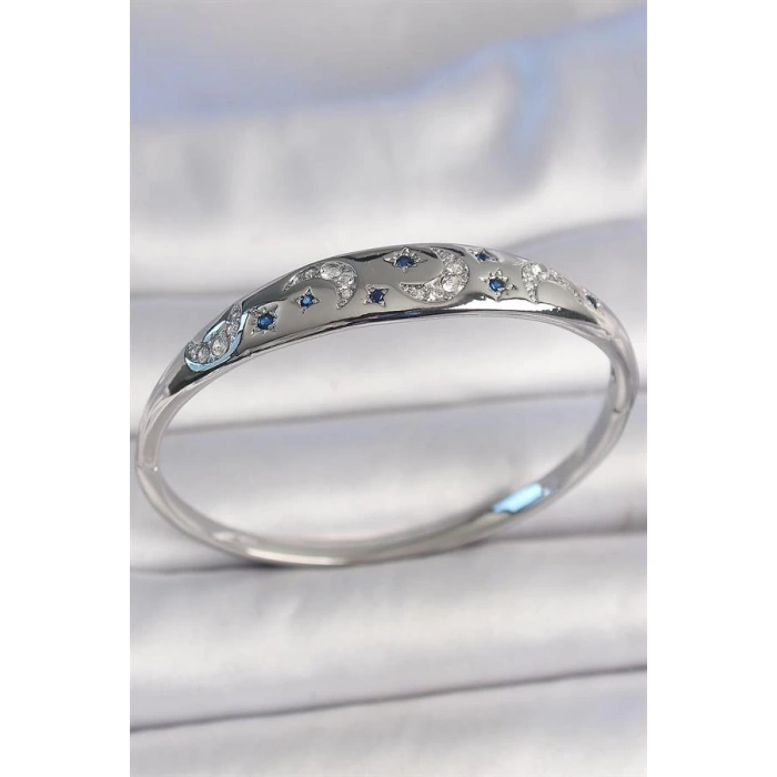 Pirinç Gümüş Renk Zirkon Taşlı Hilal İşlemeli Mavi Taşlı Yıldız Detay Kadın Kelepçe