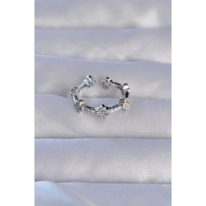 Pirinç Gümüş Renk Zirkon Taşlı Yonca Model Ayarlanabilir Yüzük