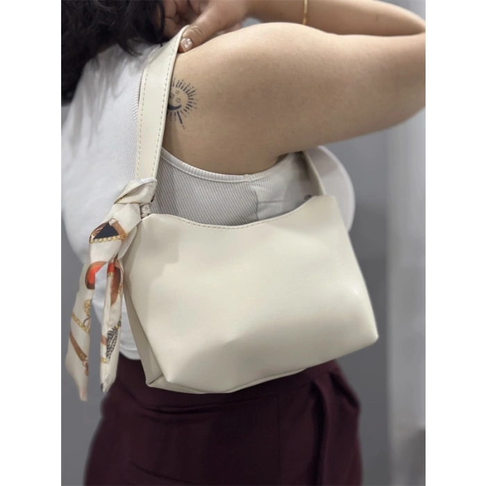 Riwan krem cilt çanta