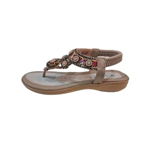 K11202 Deri Üzeri Taş İşlemeli Parmak Arası Kadın Sandalet Bej