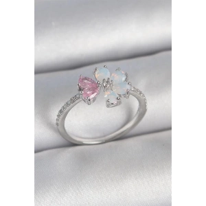 Pirinç Gümüş Renk Beyaz Mineli Pembe Zirkon Taşlı Çiçek Model Kadın Yüzük